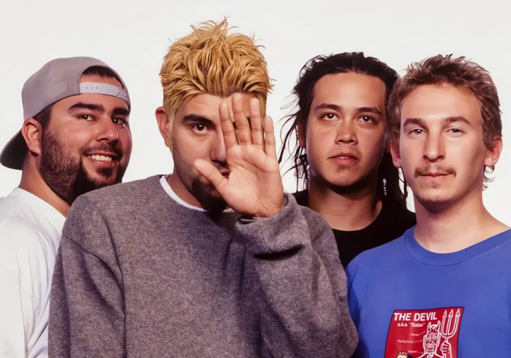 Cloverstain & Deftones: How the Alt Metal Icons Shaped Our Sound, Atmosphere, and Guitar Style