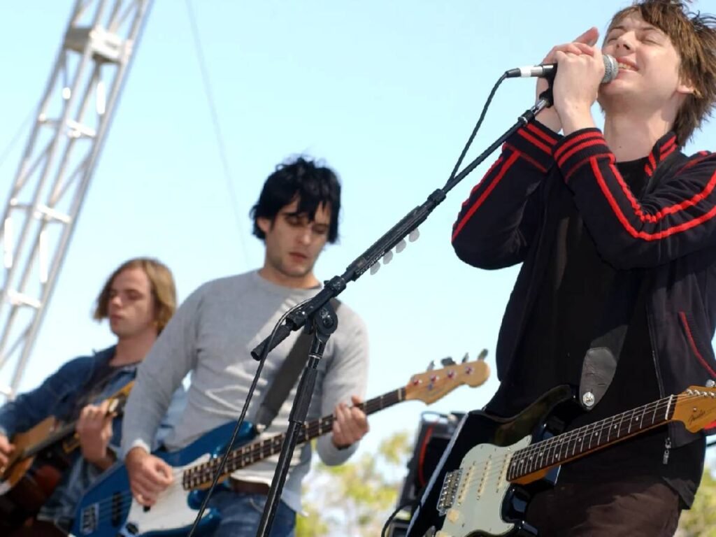 The Vines Influence on Cloverstain: How Their Raw Guitar Sound Shaped Our Alternative Rock Identity